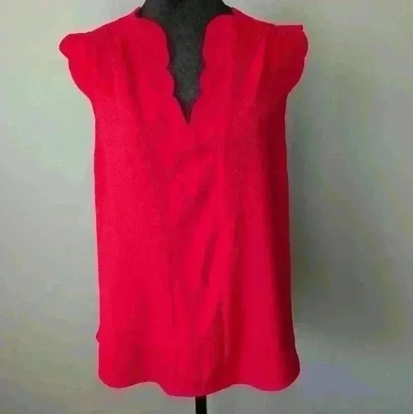 Red Sleeveless Women's V-Neck Blouse -- size M -- Vixen, Officewear, Datenight - Picture 1 of 9